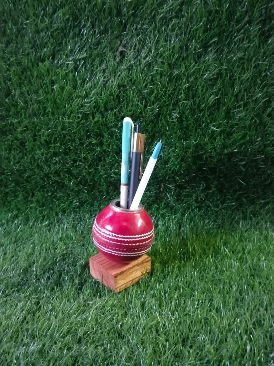Pen Stand